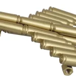 1752561126_Singeek-Escultura-de-metal-para-avioes-com-concha-de-bala