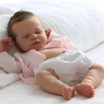 1755923666_QIYANER-Bebe-Reborn-Silicone-Solido-Realista-50cm-Boneca-Reborn
