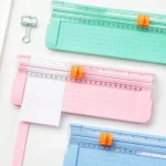 1761825029_Guilhotina-Cortador-De-Papel-A4-Portatil-Facil-Manuseio-Escritorio