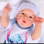 1763074584_Boneca-Bebe-Reborn-Realista-em-Silicone-Menino-Roupa-Stitch-Azul
