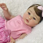 1763305474_Bebe-Reborn-Boneca-Menina-Mama-Faz-Xixi-E-Toma
