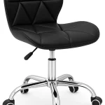 1763430322_Cadeira-De-Escritorio-Versa-Secretaria-Giratoria-Preto